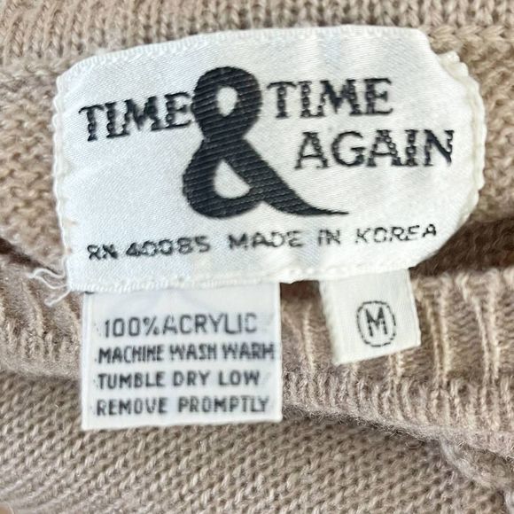 Vintage 1970's Time & Time Again Fitted Sweater With Rosettes - Picture 6 of 6